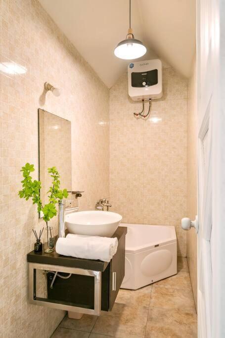 Căn hộ Attic 128m2 Duplex Glass Dome By Ssens Homes Hà Nội