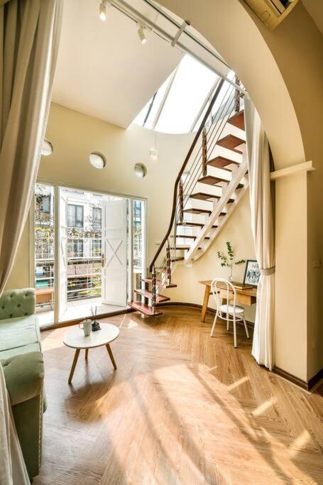 Căn hộ Attic 128m2 Duplex Glass Dome By Ssens Homes Hà Nội